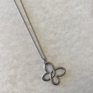 James Avery sterling silver 925 butterfly pendant & 18” Avery chain necklace